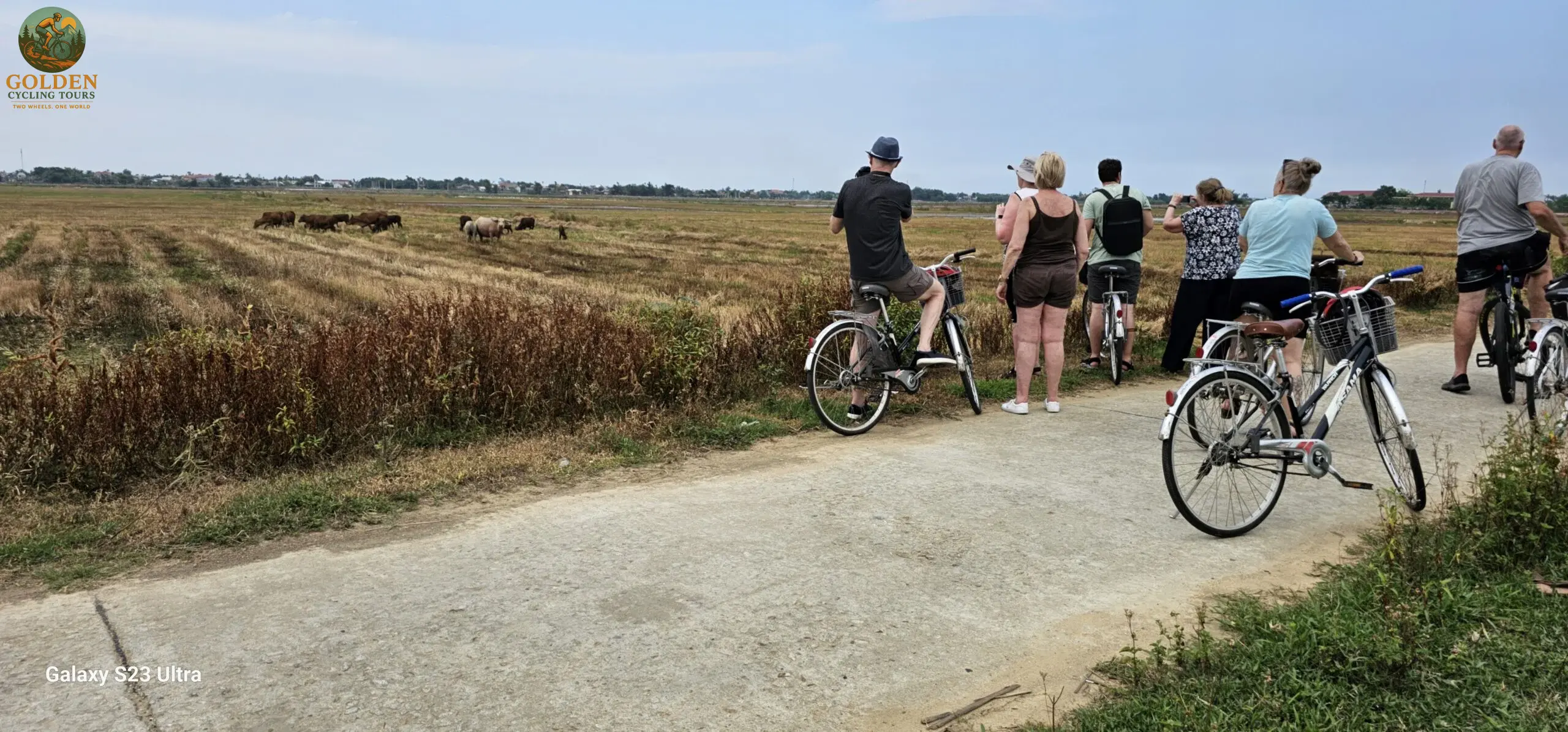 Bike to Thanh Toan Village: Half-Day Hue Countryside Bike Tour